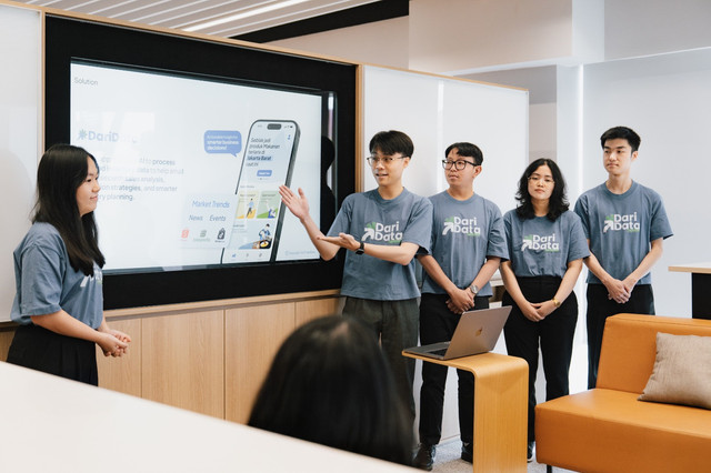 Tim pengembang aplikasi Daridata. Foto: Dok. Apple