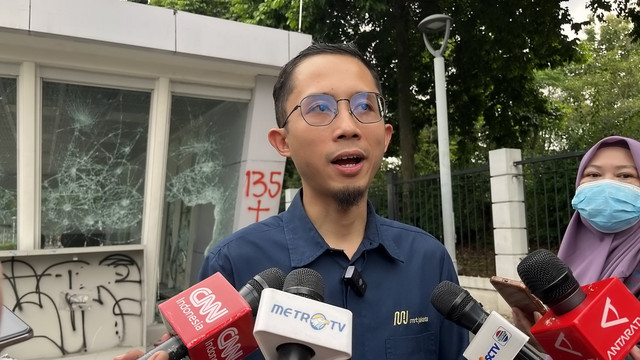 Plt Kepala Divisi Corporate Secretary MRT Jakarta, Ahmad Pratomo ketika ditemui di Stasiun Istora Mandiri, Sabtu (30/8/2025). Foto: Fariza Rizky Ananda/kumparan