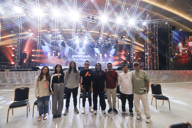 Konferensi pers soal penundaan konser Peterpan The Journey Continues di Eldorado Dome Bandung, Minggu (31/8/2025). Foto: Syawal Darisman/kumparan
