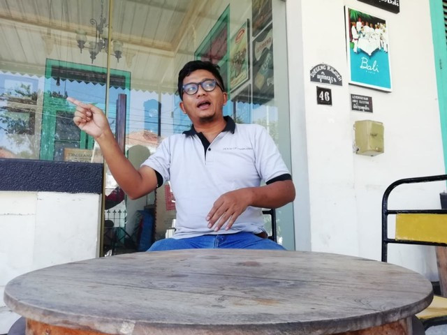 Pemerhati sejarah Kota Surabaya Kuncarsono Prasetyo. Foto: Masruroh/Basra