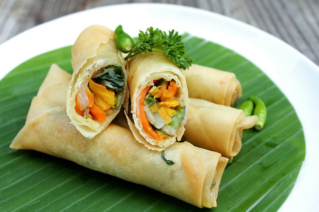 Lumpia Samijaya. Foto hanya ilustrasi, bukan tempat yang sebenarnya. Sumber: Unsplash/Budi Puspa Wijaya
