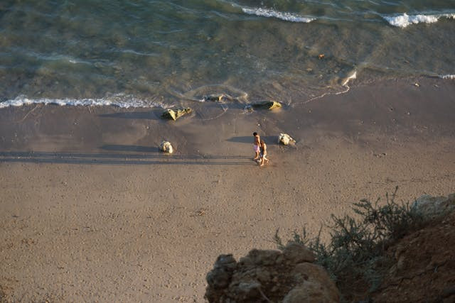 Pantai Trisik. Foto hanya ilustrasi bukan sebenarnya. Sumber foto: Pexels/Arenda Vermeulen