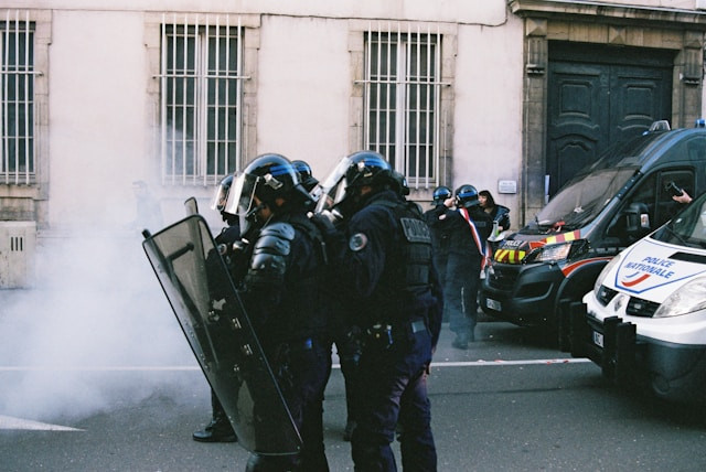 Ilustrasi Apa Itu Mako Brimob. Sumber: Unsplash/Hetna Photography