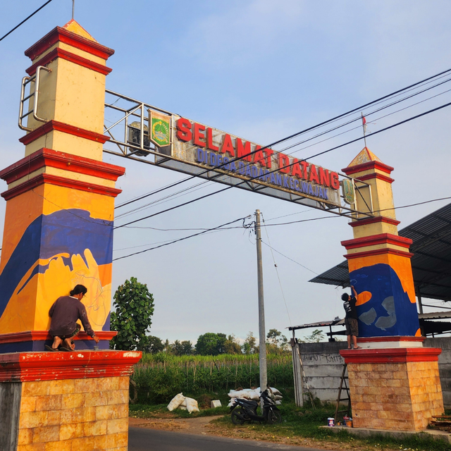 Gapura selamat datang Desa Dadapan, sumber: Maulana FA