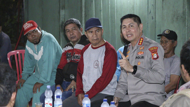 Kapolres Jakarta Timur Kombes Alfian Nurrizal saat pimpin patroli skala besar di Jakarta Timur. Foto: Dok. Istimewa