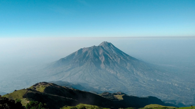 Wisata Boyolali terbaru 2025. Foto hanya ilustrasi, bukan tempat yang sebenarnya. Sumber: Unsplash/Galang Daeng Sena