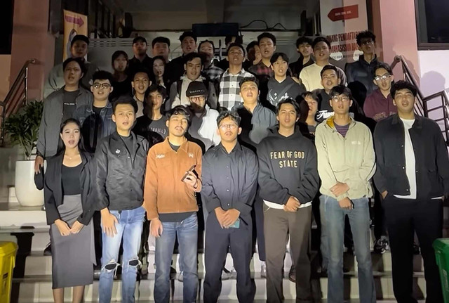 BEM Unpas menyampaikan sikap atas penembakan gas air mata ke kampus. Dok: @bemkmunpas