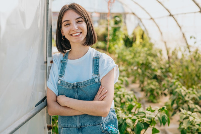 Ilustrasi Cara Mengetahui Bentuk Tubuh Wanita, Foto:Unsplash/A. C.