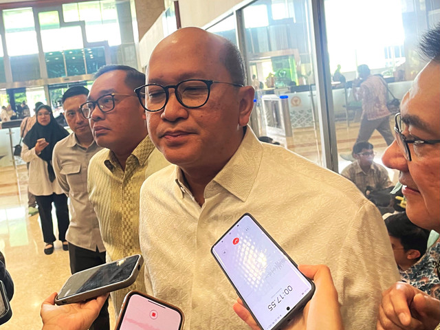 CEO Danantara Rosan Roeslani saat ditemui di Kompleks Parlemen Senayan, Jakarta Selatan, Kamis (4/9/2025). Foto: Najma Ramadhanya/kumparan