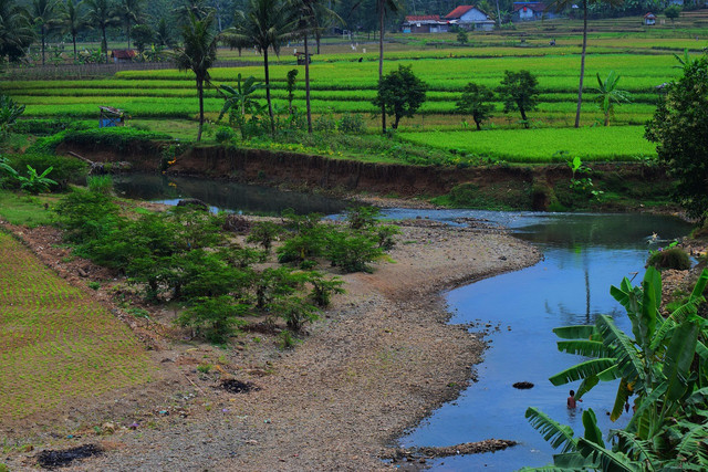 5 Wisata di Ungaran yang Lagi Hits. Foto hanya ilustrasi bukan tempat sebenarnya. Sumber: Pixabay/mckirno