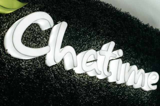 Chatime x Demon Slayer Ada di Mana Saja. Foto hanya ilustrasi, bukan tempat sebenarnya. Sumber: Unsplash/William Navarro