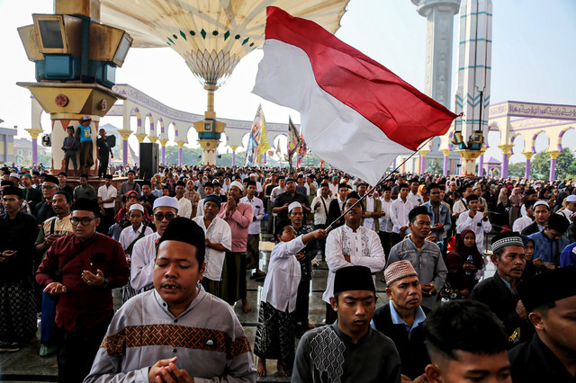 Suasana Haflah Maulidirrosul di Masjid Agung Jawa Tengah (MAJT), Semarang, Jawa Tengah, Jumat (5/9/2025). Foto: Makna Zaezar/ANTARA FOTO
