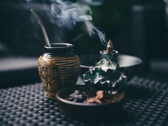 Ilustrasi Film Korea tentang Dukun Indonesia, Foto: Unsplash/Egor Komarov