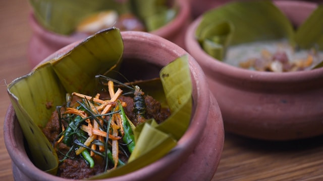Mengapa rendang dari Minangkabau dapat diakui sebagai salah satu makanan terenak di dunia. Foto hanya ilustrasi. Sumber foto: Unsplash/Christian