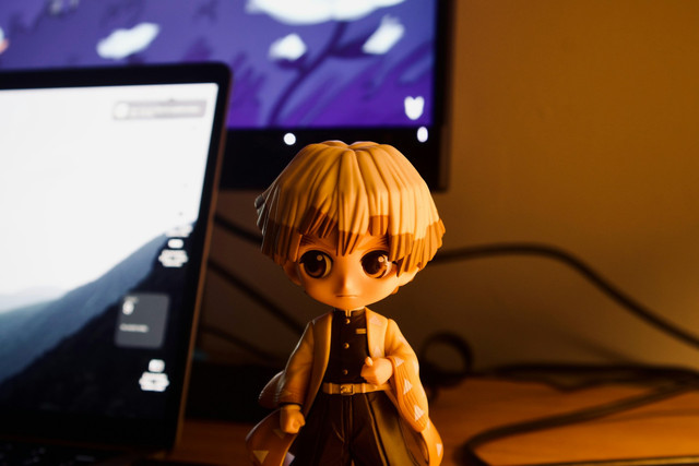 Ilustrasi Cara Beli Blind Box Demon Slayer di Family Mart dan Pop Mart, Sumber Unsplash Sai Kiran Belana