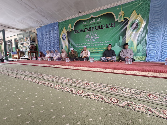 Menjaga Persatuan dan Kesatuan Umat Lewat Perayaan Maulid Nabi