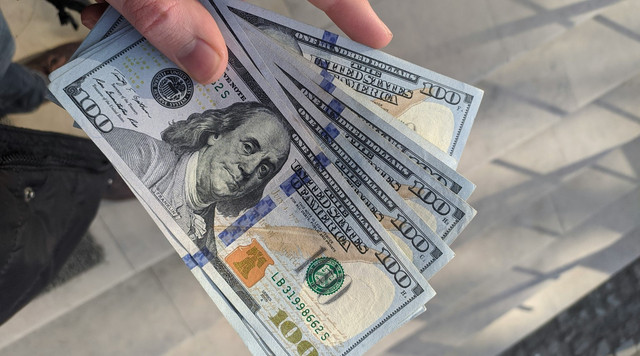 3 money changer Jakarta Selatan. Foto hanya ilustrasi, bukan tempat yang sebenarnya. Sumber: Unsplash/Frederick Warren