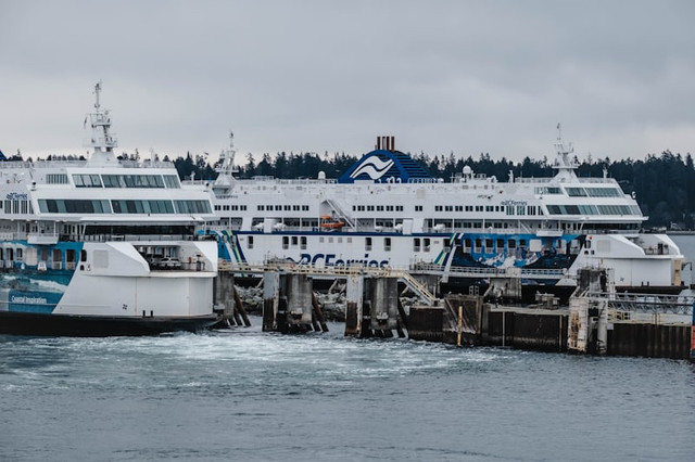 Jadwal Kapal Kupang - Ende Minggu Ini. Foto hanyalah ilustrasi bukan tempat sebenarnya. Sumber: Unsplash/Raymond Wong
