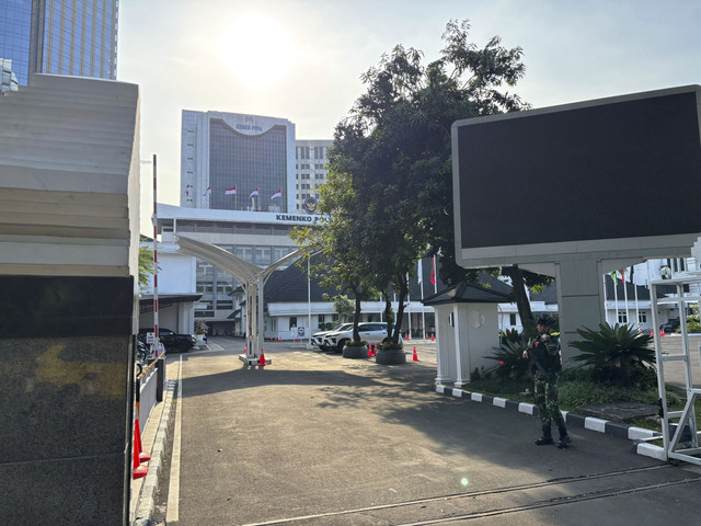 Suasana kantor Kemenko Polkam usai reshuffle Menko Polkam pada Senin (8/9/2025). Foto: Abid Raihan/kumparan