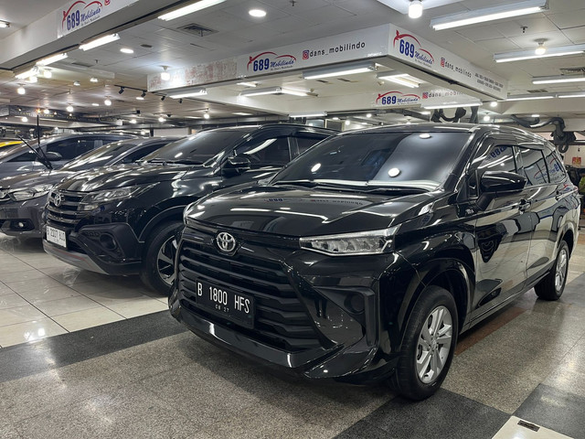 Mobil bekas di WTC Mangga Dua. Foto: Fitra Andrianto/kumparan