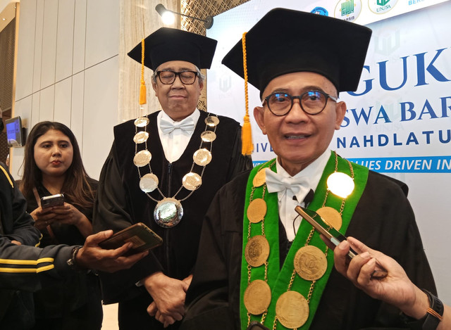 Rektor Unusa Prof. Ir. Achmad Jazidie. Foto: Masruroh/Basra
