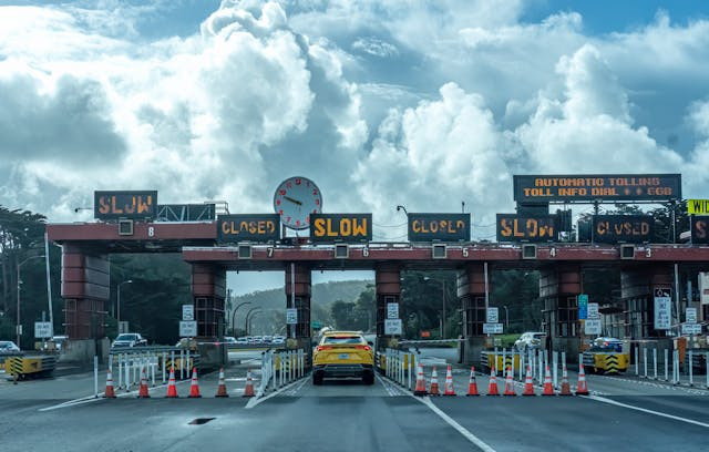 Tarif Tol Cikampek-Jakarta 2025. Foto hanya ilustrasi, bukan tempat sebenarnya. Sumber: Pexels/Davidmcelwee