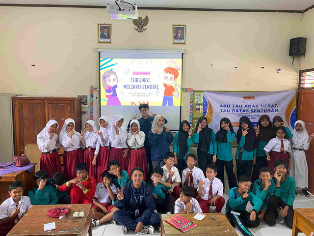 Sosialisasi Batas Sentuhan Tubuh di SDN 1 Ngempon, Kelurahan Ngempon, Kecamatan Bergas, Kabupaten Semarang (8/9/2025) Foto: KKN Tematik UPGRIS Ngempon 202