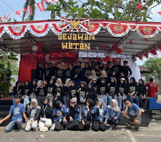Jalan Santai Seru, Cek Kesehatan Gratis Bersama KKN UNISA 68