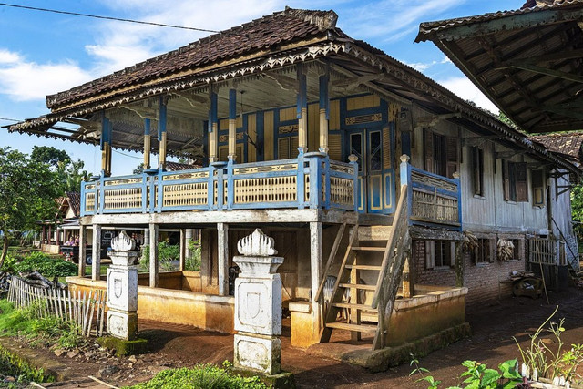 Penampakan rumah adat Lampung | Foto : Dok. Ist