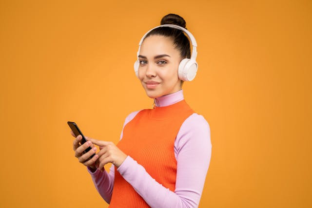 Ilustrasi lirik lagu Disco Day - Day6. Sumber: Pexels/Sound On