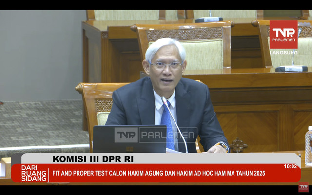 Calon Hakim Agung Kamar Tata Usaha Negara Khusus Pajak, Triyono Martanto. Foto: Youtube/TVR PARLEMEN