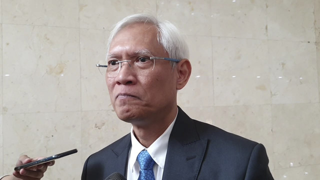 Calon Hakim Agung Kamar Tata Usaha Negara Khusus Pajak, Triyono Martanto di Kompleks Parlemen, Senayan, Jakarta Pusat pada Rabu (10/9/2025). Foto: Abid Raihan/kumparan