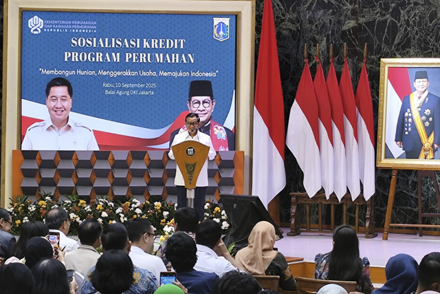 Gubernur Jakarta Pramono Anung menyampaikan sambutan dalam acara Sosialisasi Kredit Program Perumahan bersama Kementerian Perumahan dan Kawasan Pemukiman di Balai Kota Jakarta, Rabu (10/9/2025). Foto: Luthfi Humam/kumparan