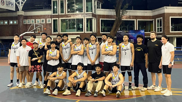 Suasana di lapangan basket Universitas Pelita Harapan (UPH), Kampus Lippo Village, Karawaci, Tangerang, berubah jadi lautan semangat pada 14–17 Agustus 2025. Inilah UPH Festival Basketball Exhibition 2025 — bukan sekadar turnamen, tapi arena pemanasan serius bagi Eagles UPH menuju kompetisi nasional.