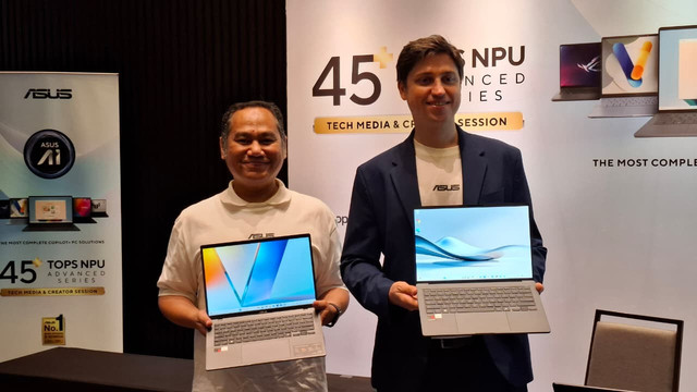 Muhammad Firman, Head of Public Relations Asus Indonesia, dan Sascha Krohn, Director of Technical Marketing, Asus Global. Foto: Muhammad Fikrie/kumparan