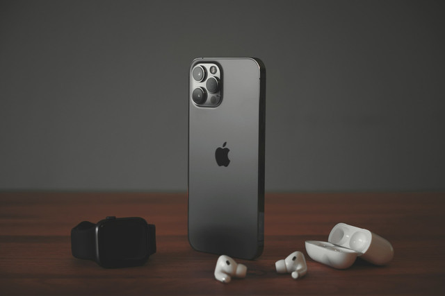 Ilustrasi Fitur Baru iPhone 17 Series. Sumber: Unsplash/Dennis Brendel