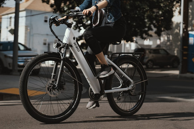 Service sepeda listrik di Bandung, foto hanya ilustrasi, bukan tempat yang sebenarnya: Unsplash/KBO Bike