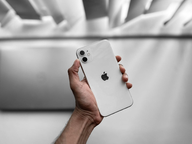Ilustrasi untuk Perbedaan iPhone 17 Air dan iPhone 17 Pro. Sumber: pexels.com/Basil Muhammaed