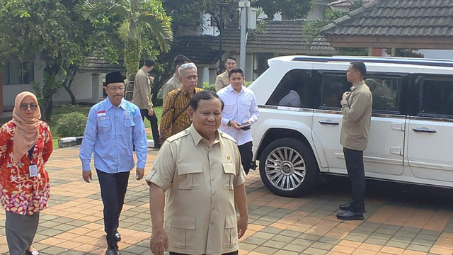 Presiden Prabowo Subianto di SRMA 10 Jakarta Selatan pada Kamis (11/9/2025). Foto: Rachmadi Rasyad/kumparan