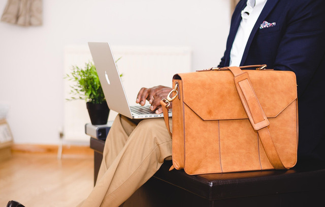Ilustrasi apa itu ad interim - Sumber: pixabay.com/users/pexels