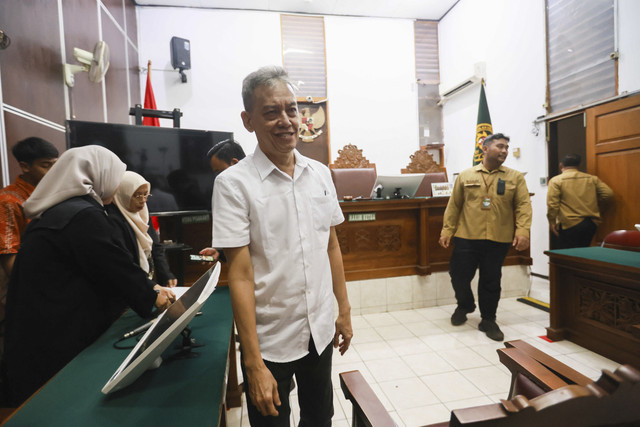 Terdakwa FARIZ RM menjalani sidang putusan di Pengadilan Negeri Jakarta Selatan, Jakarta, Kamis, (11/9/2025). Foto: Agus Apriyanto