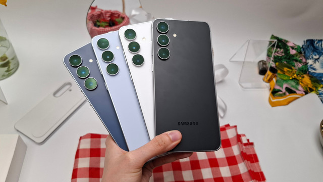 Samsung Galaxy S25 FE. Foto: Muhammad Fikrie/kumparan