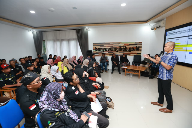 Ratusan agen program perlindungan sosial (perlinsos) nasional mengikuti pelatihan intensif dalam mematangkan pilot project Digitalisasi Bansos nasional di Banyuwangi. Foto: Dok. Istimewa
