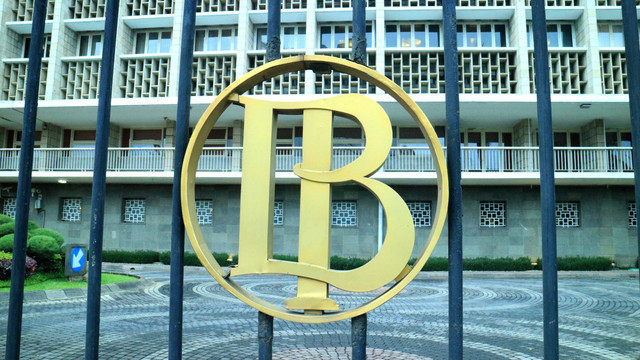 Ilustrasi kapan pengumuman seleksi administrasi PCPM BI 2025. Foto: Shutterstock