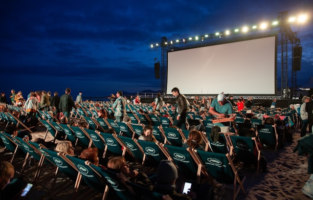 Ilustrasi Jadwal Busan Film Festival 2025. Sumber: Unsplash/Zhifei Zhou
