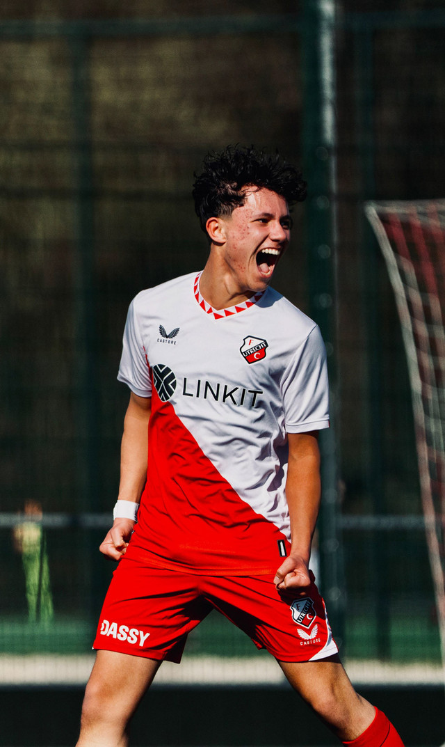 Pesepak bola, Miles De Vries. Foto: dok.pribadi