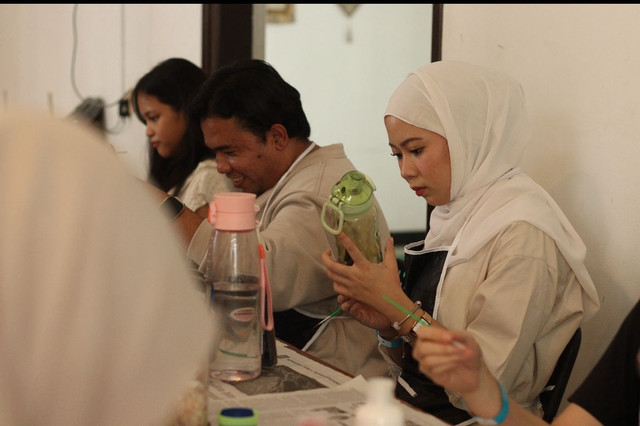 Workshop Bottle Painting Bersama NemuLAB