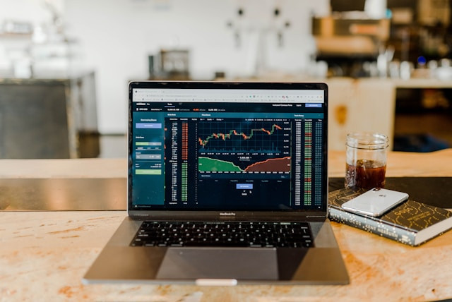 Arti Good Time to Buy. Foto Hanya Ilustrasi. Sumber Foto: Unsplash.com/Austin Distel