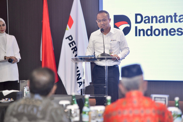 Corporate Secretary Pertamina, Arya Dwi Paramita pada Seminar Keterbukaan Informasi Publik di Gedung Oil Center, Jakarta, Senin (15/9). Foto: Dok. Pertamina