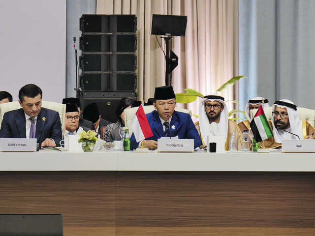 Menlu Sugiono hadir di KTT Darurat Arab-Islam OKI. Foto: Kemlu RI